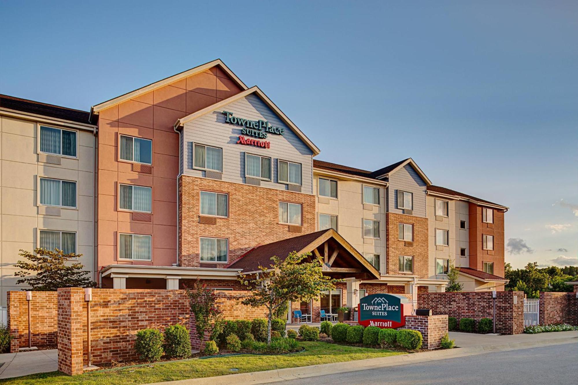Towneplace Suites By Marriott Fayetteville N / Спрингдейл Екстериор снимка