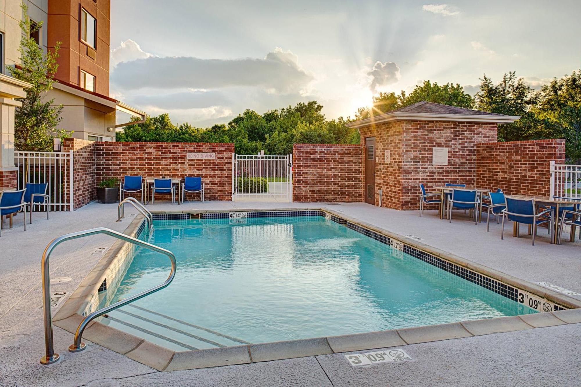 Towneplace Suites By Marriott Fayetteville N / Спрингдейл Екстериор снимка